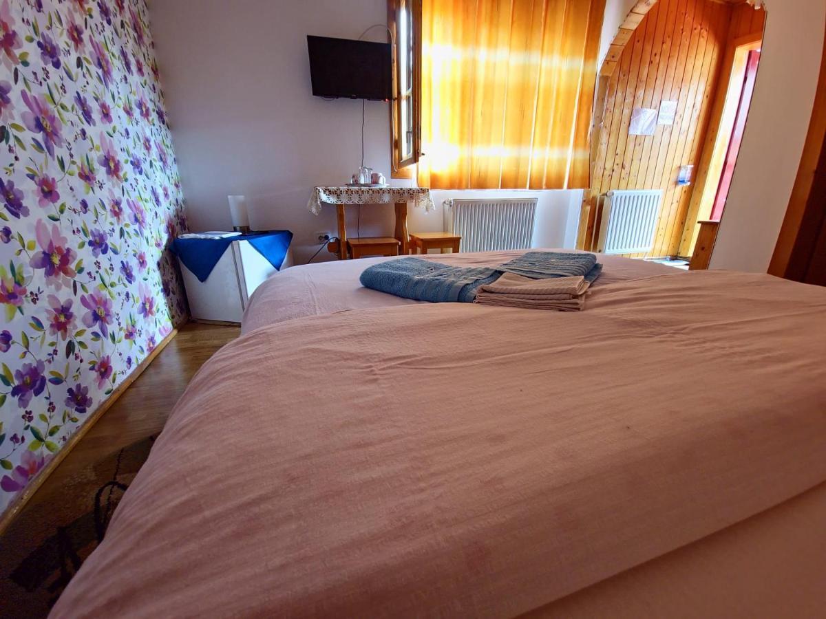 فندق Casa Lav سِنايا المظهر الخارجي الصورة